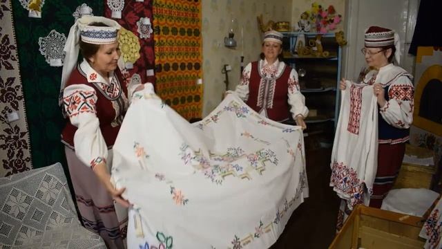 Районный фольклорный фестиваль "Матуліна хата - песнямі багата" смотреть онлайн