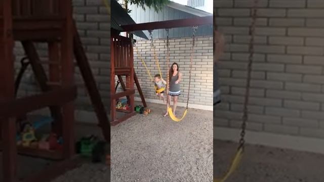 Playground Physics: Newton's 2nd Law смотреть онлайн