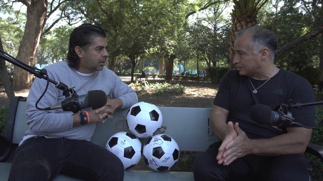 ENTREVISTA CON EL CHILENO FABIÁN ESTAY, ONCE POR LA HISTORIA смотреть онлайн