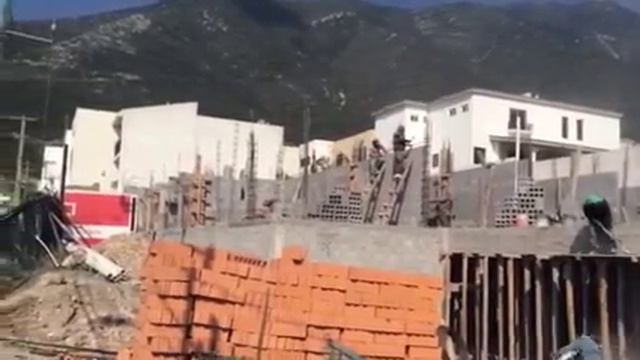 Avance de Obra Plaza Gardenia San Jerónimo смотреть онлайн