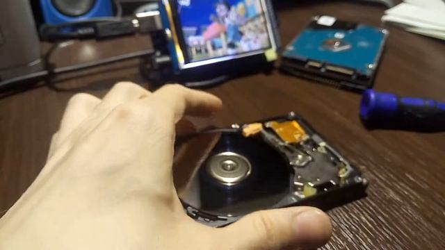 Просто разбираю HDD и здесь ничего особенного НЕТ! смотреть онлайн