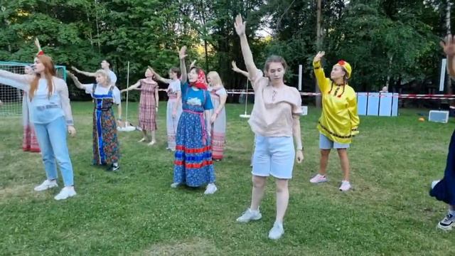 Флешмоб танец для лагеря #флешмоб #детскийлагерь #лагерь смотреть онлайн