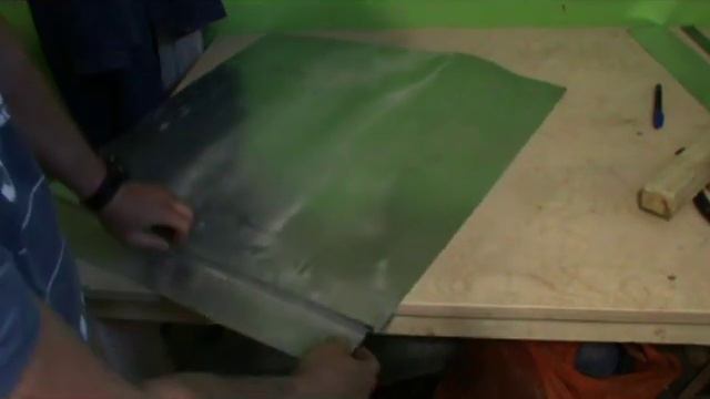 Фальцевое соединение листов жести для крышек ульев смотреть онлайн