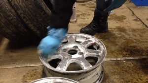 Как очистить диск от краски за 5 минут / How to clean a disc of paint in 5 minutes