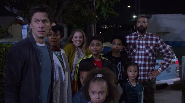 Оптом Дешевле (CHEAPER BY THE DOZEN). Официальный Трейлер (2022)