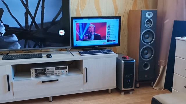 JBL E90 смотреть онлайн
