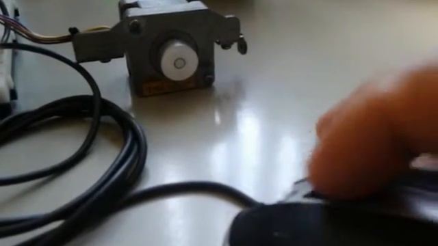 Controle De Motor De Passo Unipolar Com Mouse (Scroll Wheel Stepper Motor Driver)