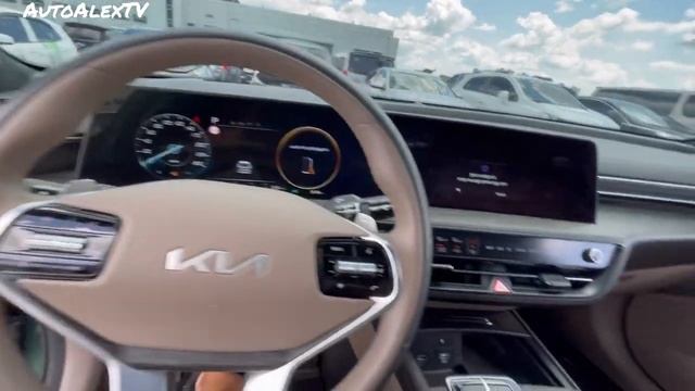 2021Kia K-8 продан на аукционе за 41.000$