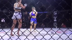 Россия против Китая Женский бой Юлия Тучкина & Ким Йонг Джи ММА