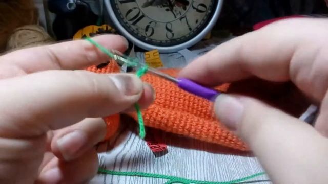Тыковка к Хэллоуину Игрушка крючком. Заключительная часть . смотреть онлайн