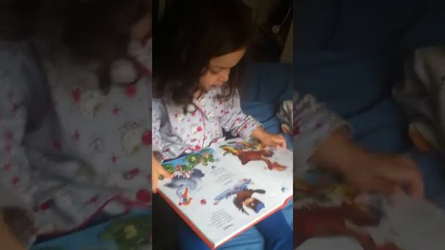 2,5 года, рассказывает стихи Агнии Барто смотреть онлайн
