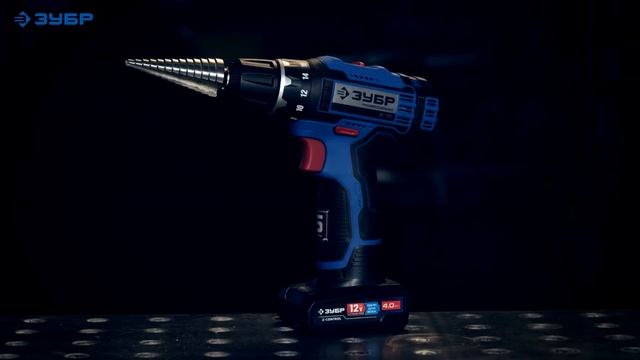 Дрель-шуруповерт ЗУБР DL-121-42 два аккумулятора 12В, 4А*ч смотреть онлайн