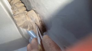 Как отсоединить провода от стойки Форд Фокус 2