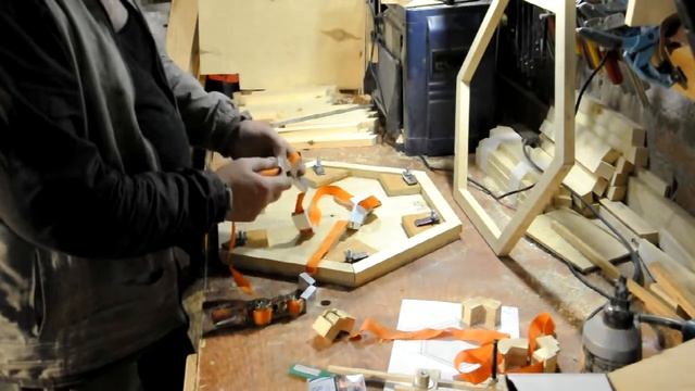 Ленточная струбцина для многогранника смотреть онлайн