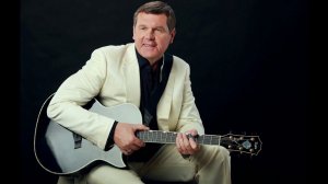 Александр Новиков ( Катилась по асфальту ) Одна из лучших песен автора