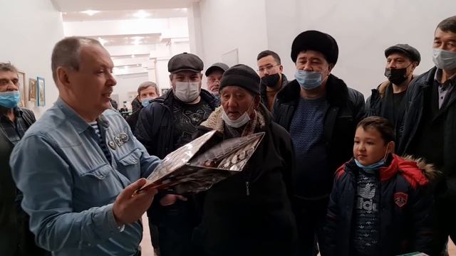 СТАРТ СО 100 ТЕНГЕ! ЧТО СЕГОДНЯ ЦЕНИТСЯ? Азарт, падение и взлёты цен живого аукциона в Караганде. смотреть онлайн