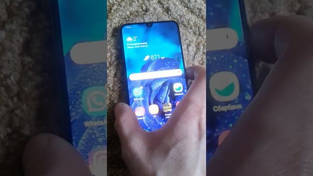 Samsung Galaxy A50. Моргает экран/глюк экрана смотреть онлайн