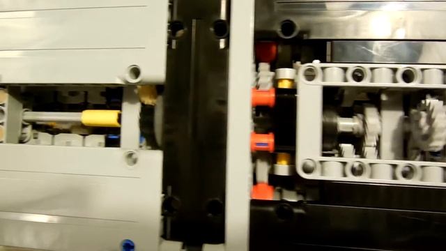 [WIP] 42056 Porsche - Happily rattling gears смотреть онлайн