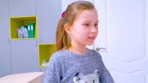 В классе новенькая. Маргарита разозлилась