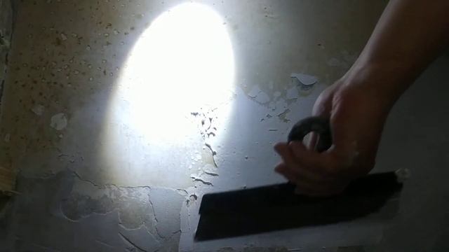 Шпаклюю потолок в туалете Ветонит VR+ смотреть онлайн