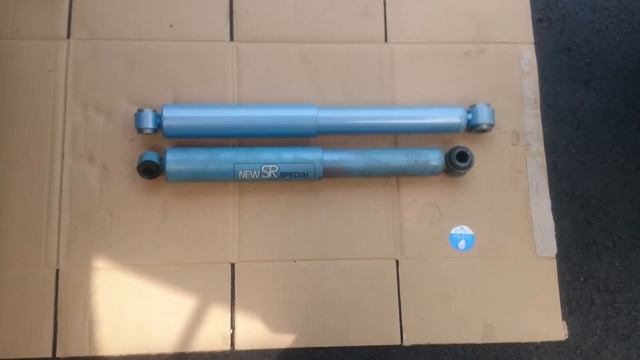 ハイエース用KYB New SR Special 新品と使用後比較 смотреть онлайн
