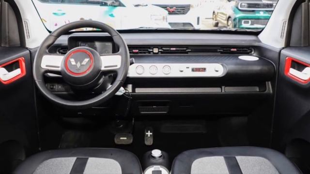 Wuling Hongguang MINI EV Game Boy Edition смотреть онлайн