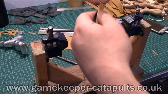 HOW TO MAKE & FIT "TTF" CATAPULT ELASTIC ONTO THE FRAME смотреть онлайн
