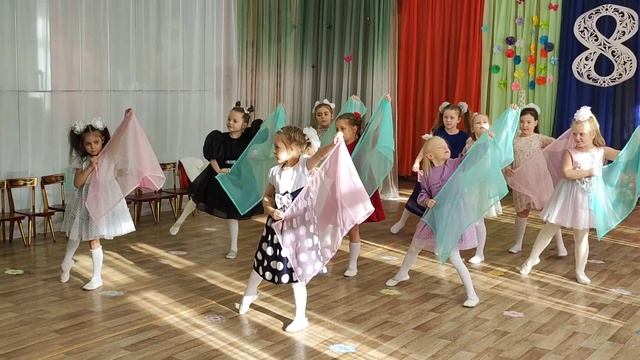 8 марта в подготовительной к школе группе №27 смотреть онлайн