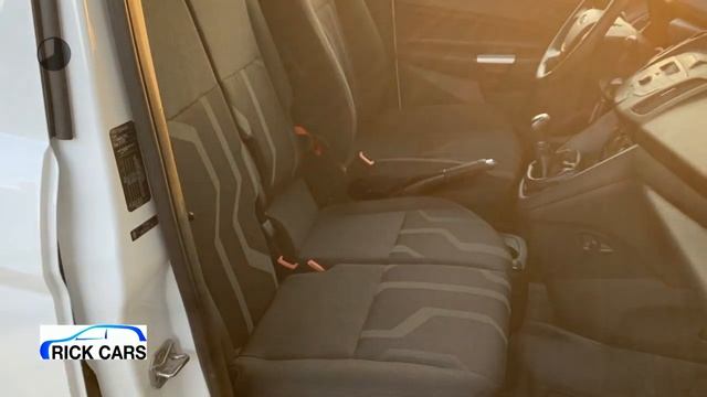 Ford Transit Connect 1.5 TDCI L1 101PK AIRCO/ TREKHAAK, PDC смотреть онлайн