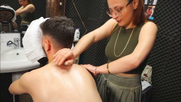 ASMR - Back massage for Tiredness Of the Day - Miss Melek