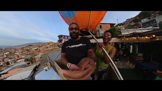 I Took My Ex Girlfriend's Mother To A Colombia Hood - Comuna 13 смотреть онлайн