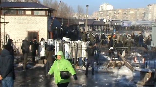 Радиорынок на харьковском 23.12.2016 часть 2 смотреть онлайн