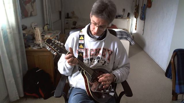 Mandolin lesson 006-Mr. Tambourine Man.wmv смотреть онлайн