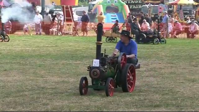 TORBAY STEAM FAIR 2011 (PART 7) PARADE OF MINIATURE STEAM ENGINES. смотреть онлайн