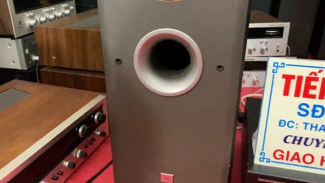 JBL E60 giá chỉ 6,5 triệu. Made in Mexico. Hay quá!!! смотреть онлайн