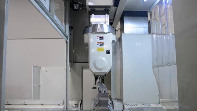 Пятикоординатный портальный станок SNK RB-F смотреть онлайн