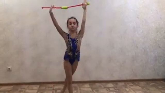 Художественная гимнастика 10 (Тренер Крутий А.В.) смотреть онлайн