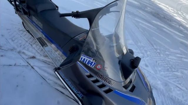 Starting up my Yamaha Enticer for the first time this season! смотреть онлайн