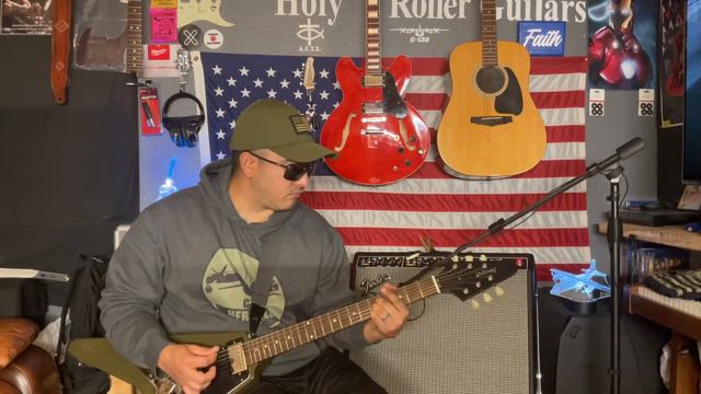 2020 Epiphone Flying V Olive Drab Review, Demo & Deep Dive смотреть онлайн