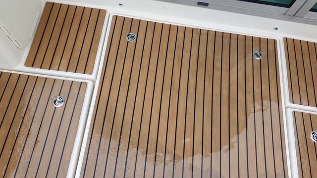 Cleaning flexiteak/Isiteek boat decking смотреть онлайн
