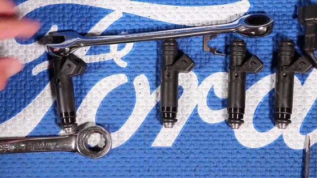 SVT Cobra Fuel Injector Upgrade (Without removing Supercharger) смотреть онлайн