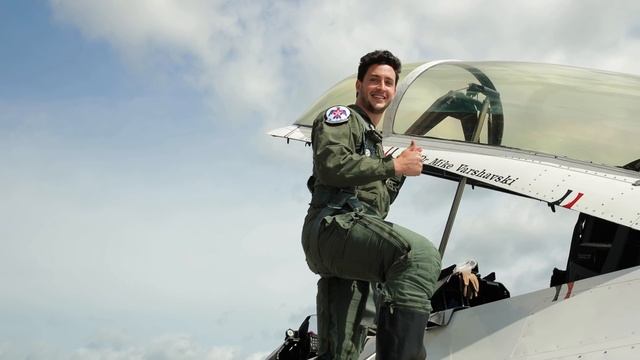 I Flew This F-16 and Pulled 9 G's смотреть онлайн