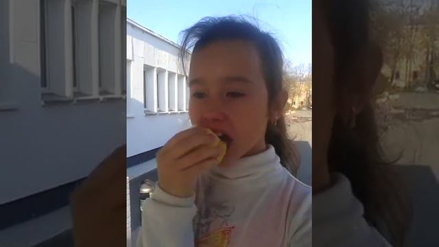 как почесать попу смотреть онлайн