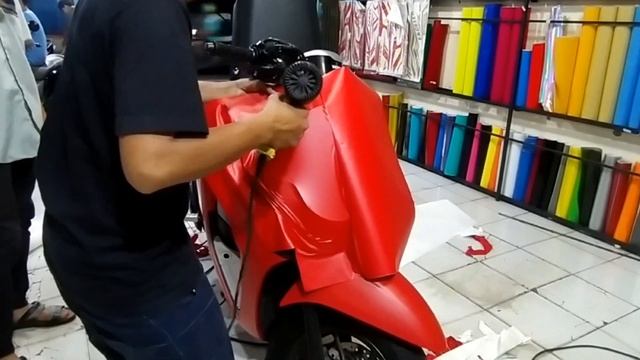 wrapping scoopy hitam glosy jadi merah matt/ dop + karbon kevlar bahan oracal 651 смотреть онлайн
