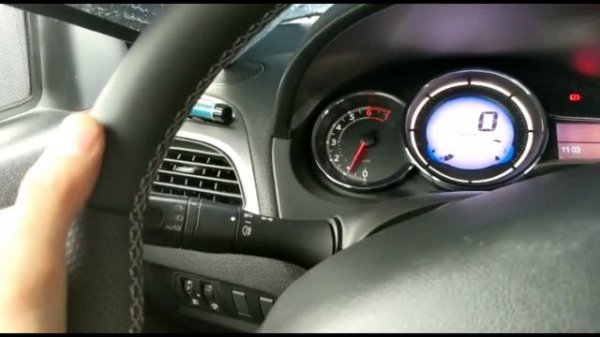 Renault Fluence активировали скрытые функции.