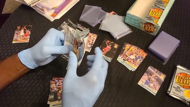 1992-93 Fleer Ultra Series Box Break! Hunting Jordans & Shaq Rookies смотреть онлайн