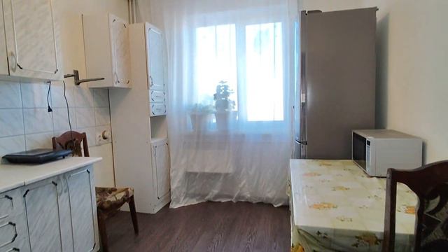 2-ух комнатная квартира с большой кухней 51.9м² ул. Лазурная 10, для проживания и для сдачи в аренд смотреть онлайн