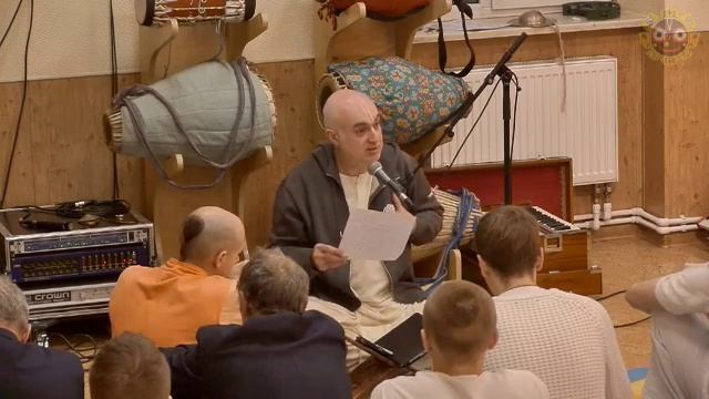 Е.М. Прабхупада Прабху, комментарий к лекции Шрилы Прабхупады Ш.Б 1.1.1, 28.12.2015 смотреть онлайн