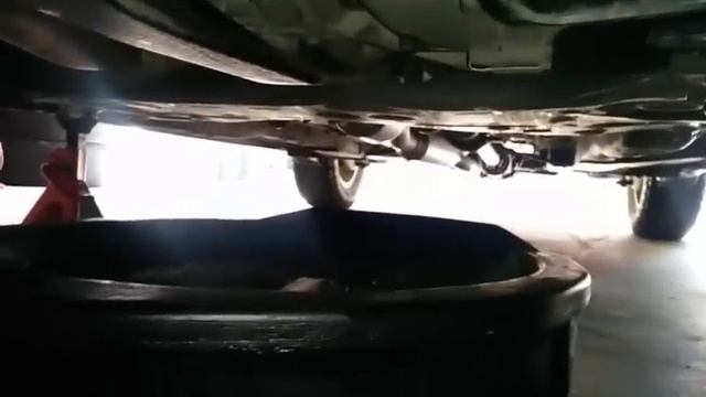 2013 Suzuki SX4 Manual Transmission Fluid Change How-To 2010 2011 2012 DIY MTX Oil Flush смотреть онлайн