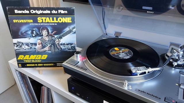 Soundtrack R.A.M.B.O first Blood J.e.r.r.y G.o.l.d.s.m.i.t.h (Full Vinyl Rip) смотреть онлайн